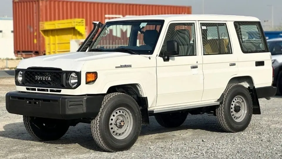 Toyota Land Cruiser 70 LC76 LX 2025