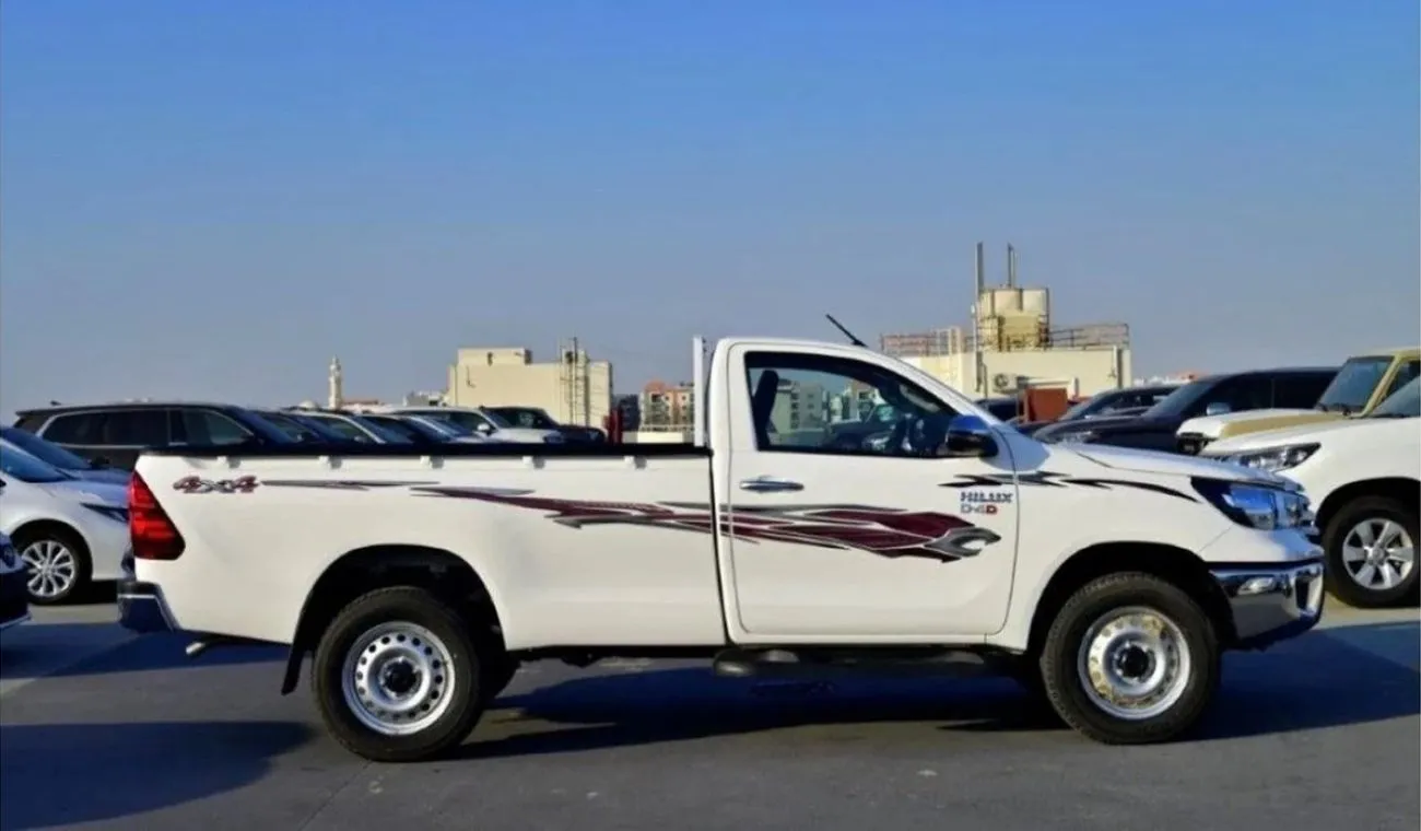 Toyota Hilux GLX 2024 — фото 6