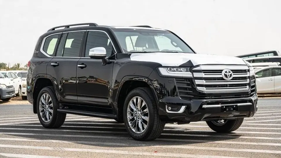 Toyota Land Cruiser VXR 2025