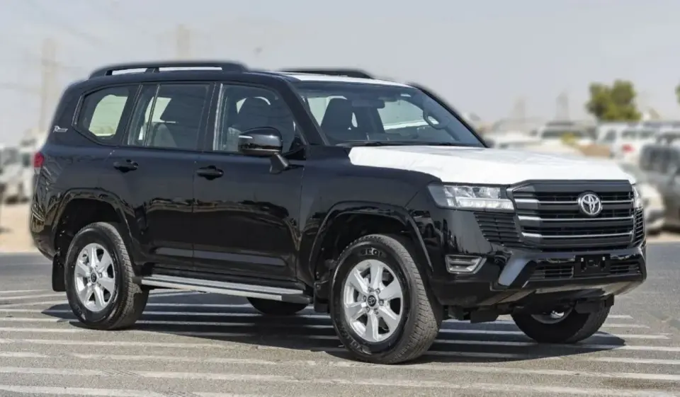 Toyota Land Cruiser GXR 2025