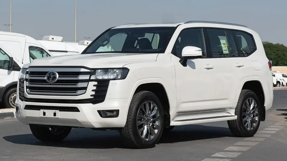 Toyota Land Cruiser GXR 2025