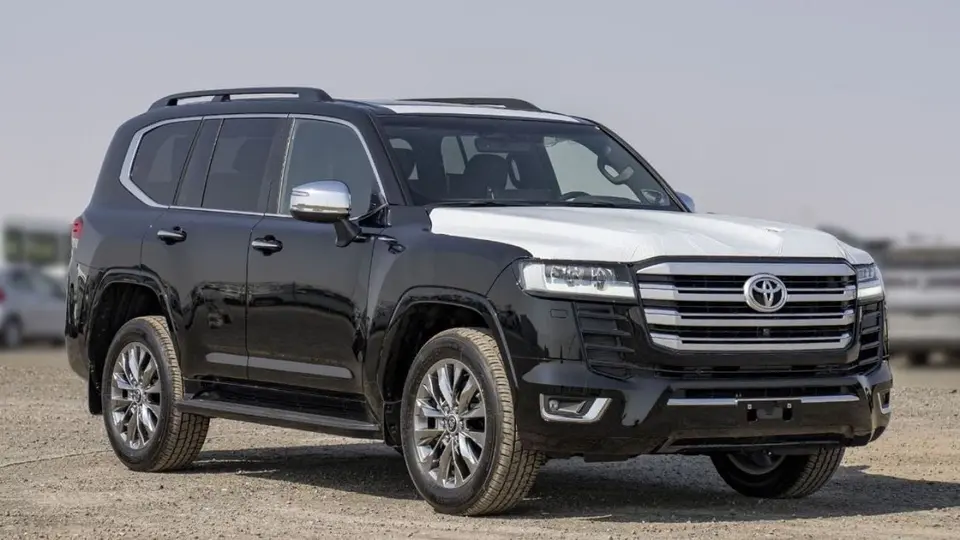 Toyota Land Cruiser VXR 2025
