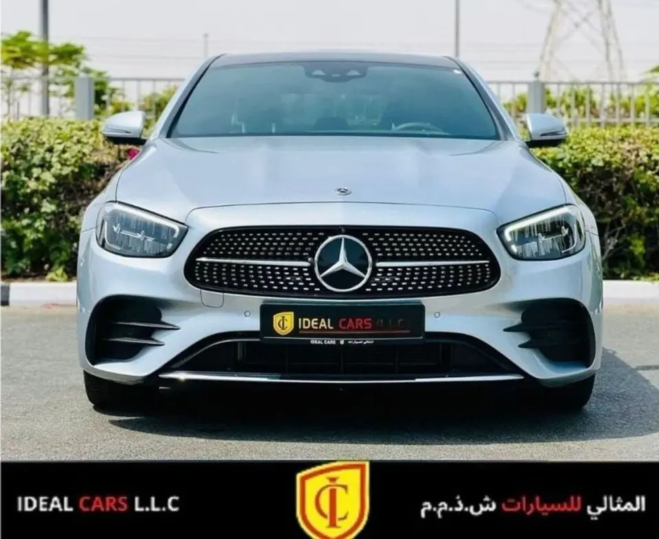 Mercedes-Benz E200 AMG 2023