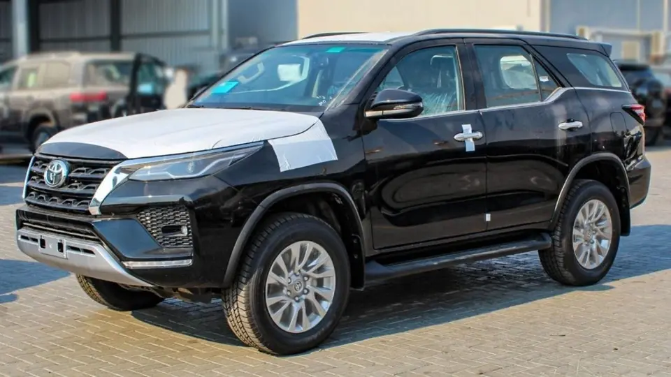 Toyota Fortuner VX2 2024
