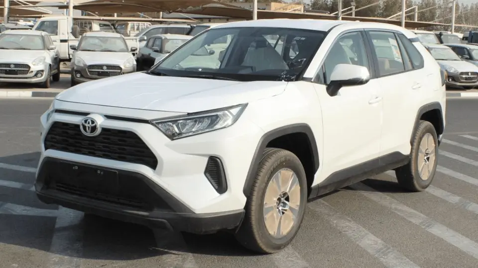 Toyota RAV4 LE 2023