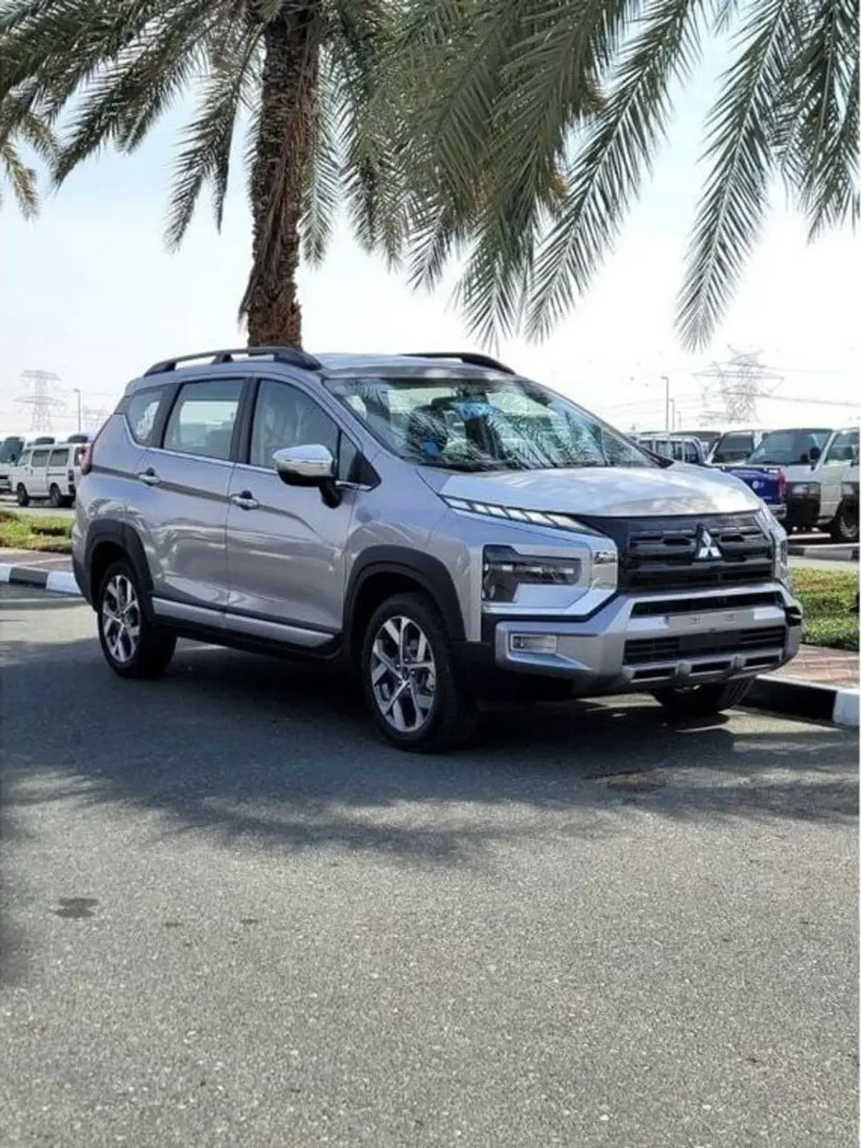 Mitsubishi Xpander HIGH LINE 2024