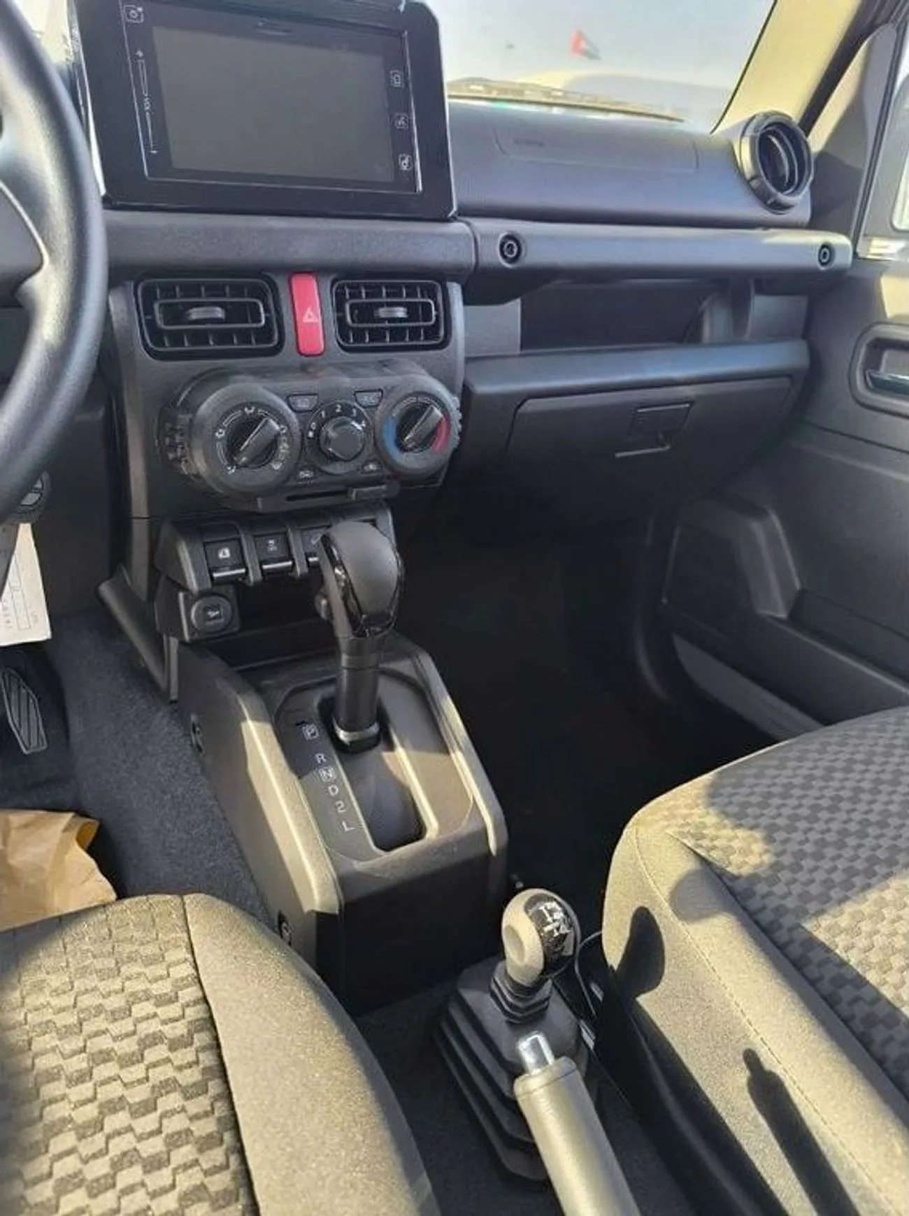 Suzuki Jimny GLX 2025 — фото 14