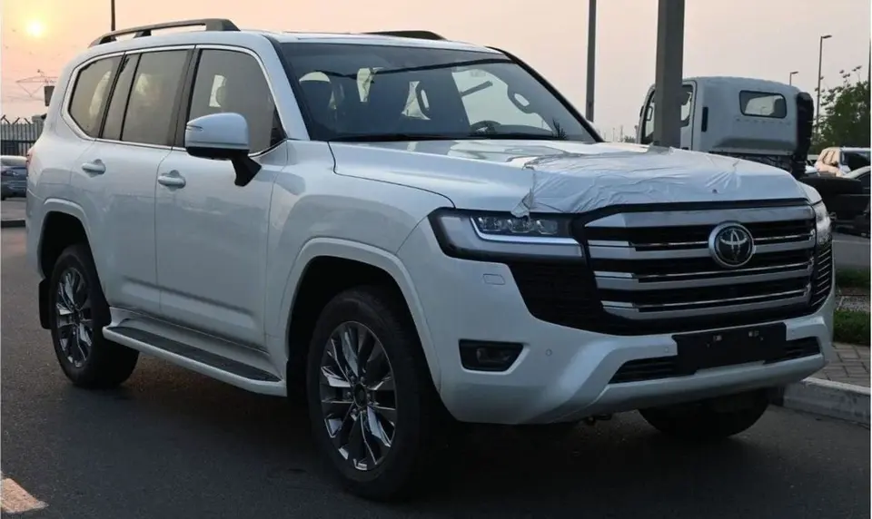 Toyota Land Cruiser VX 2022