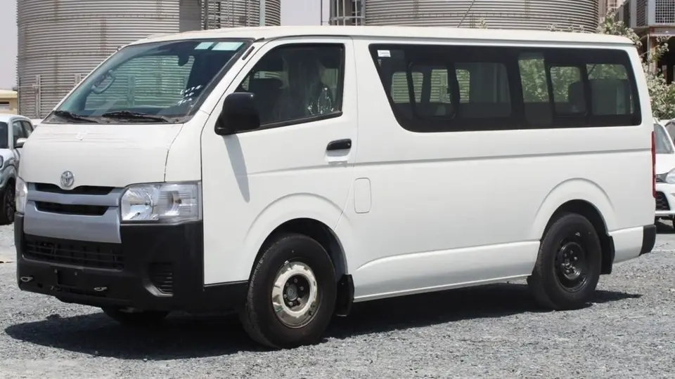 Toyota Hiace DLS - STANDARD ROOF 2025