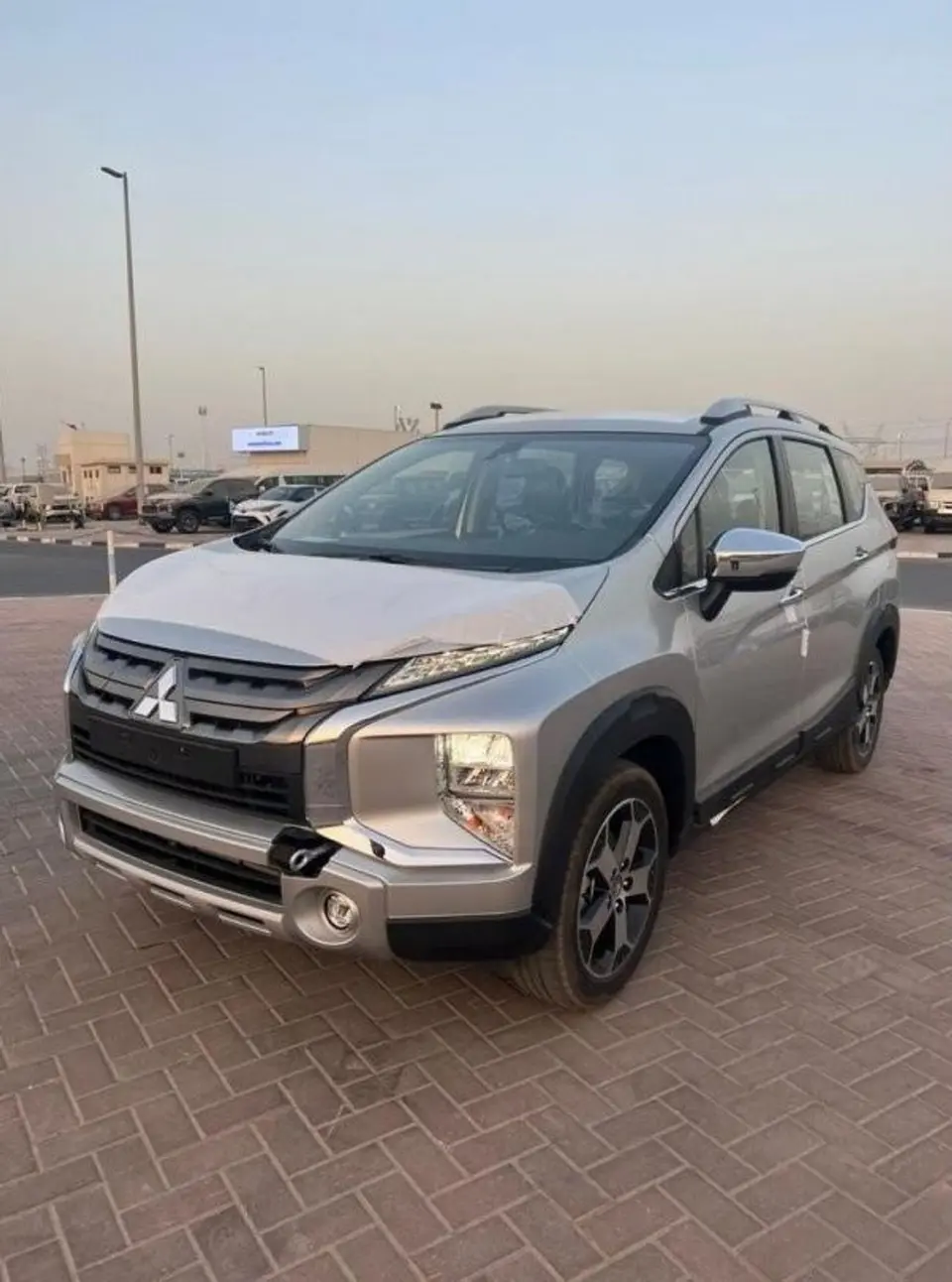 Mitsubishi Xpander CROSS PREMIUM 2023