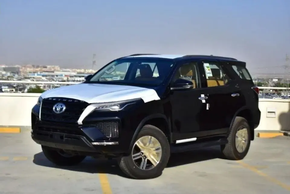 Toyota Fortuner GX2 2024