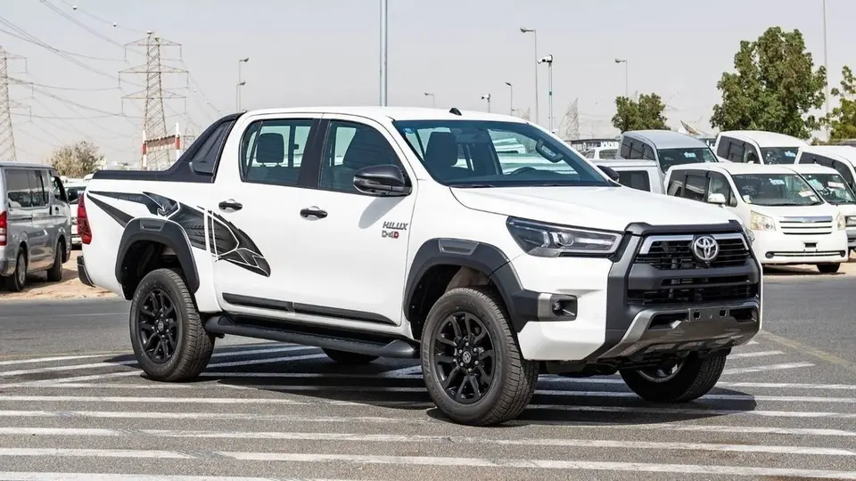 Toyota Hilux ADVENTURE 2024