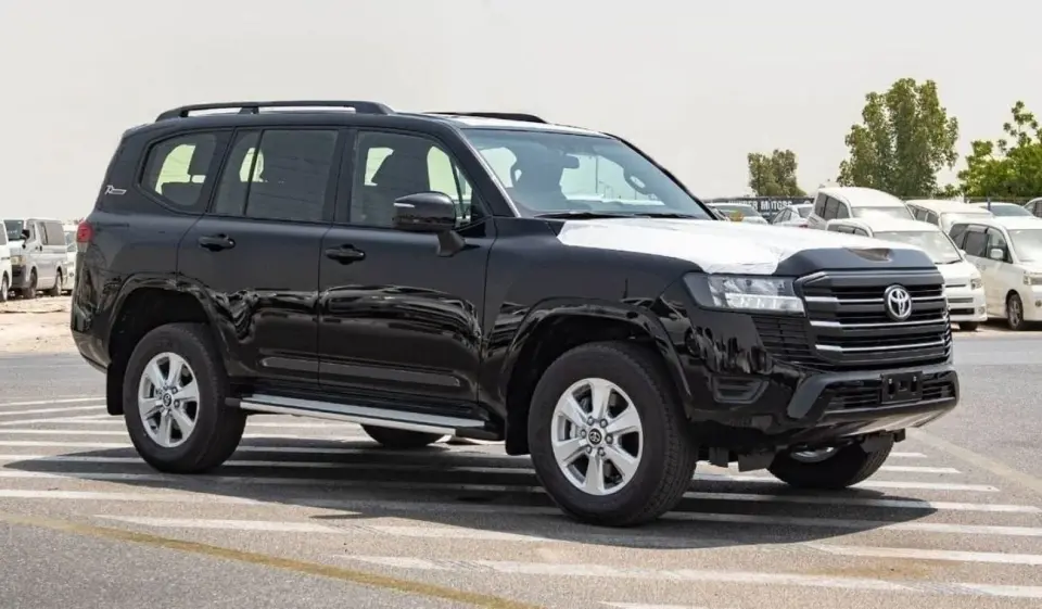 Toyota Land Cruiser GXR 2025