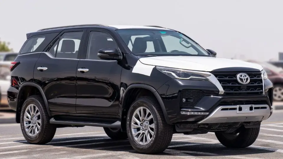 Toyota Fortuner VX2 2024