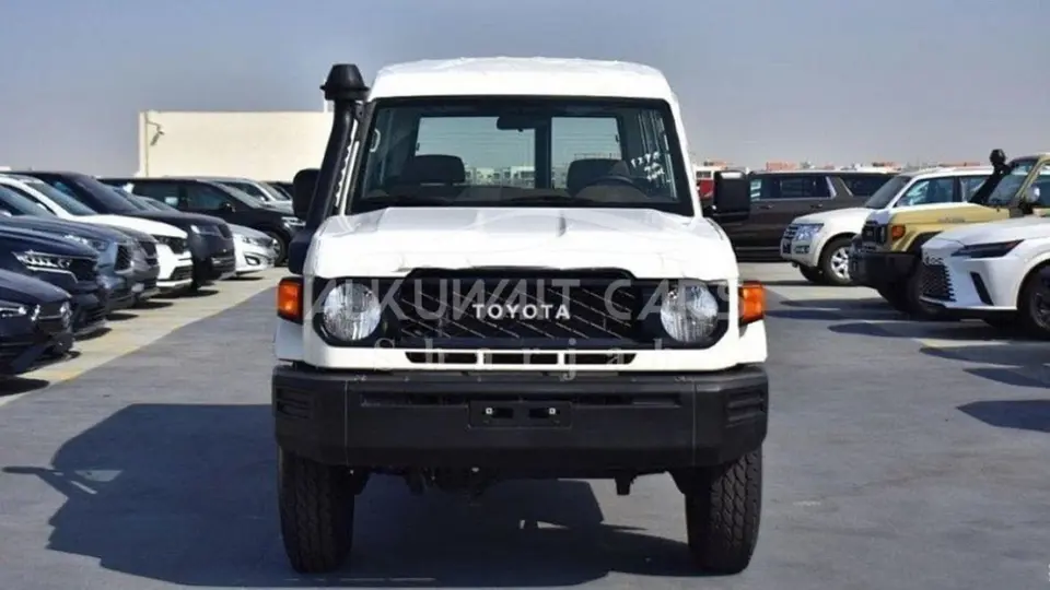 Toyota Land Cruiser 70 LC 78 HARDTOP 4.0L MT 2025