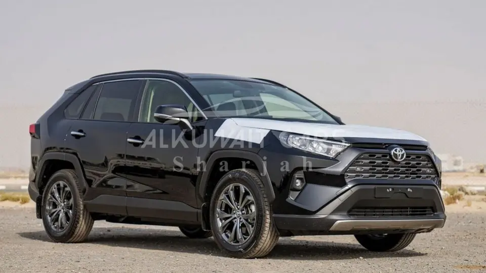 Toyota RAV4 XLE 2024