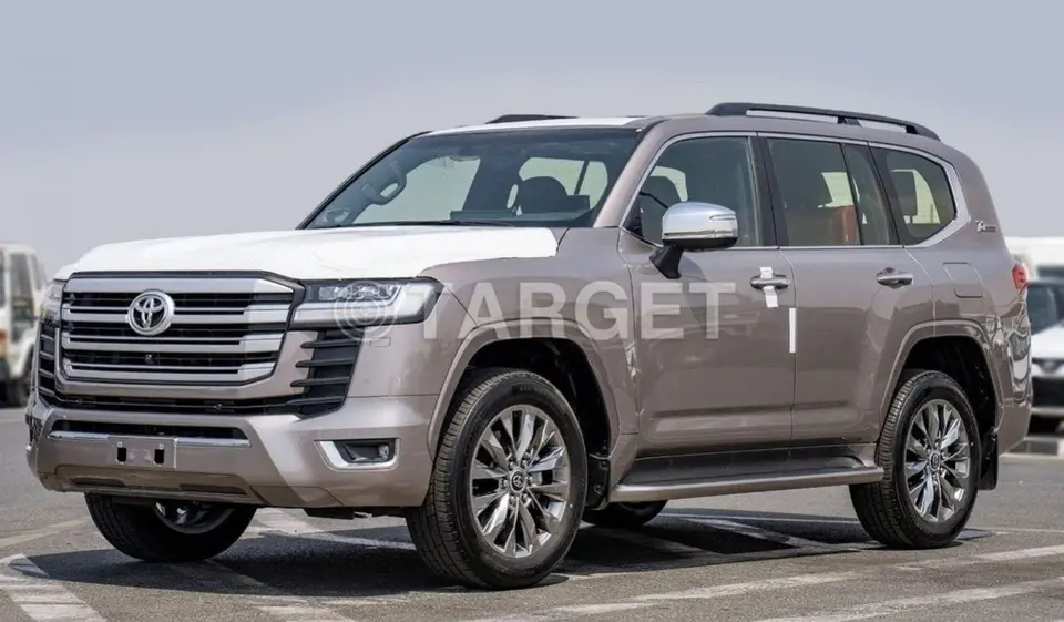 Toyota Land Cruiser VXR 2025