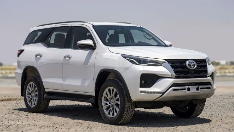 Toyota Fortuner VX2 2024