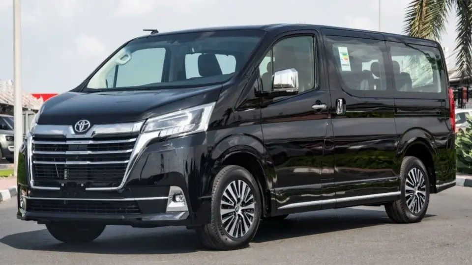 Toyota Granvia PREMIUM 2023