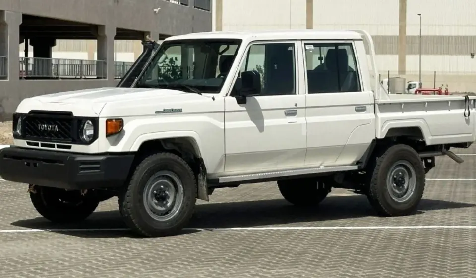 Toyota Land Cruiser Pick Up 2024