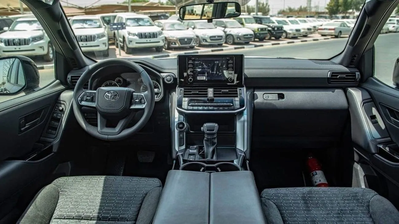 Toyota Land Cruiser GXR 2025 — фото 19
