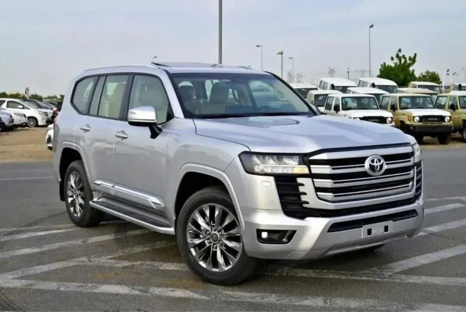 Toyota Land Cruiser GXR 2024