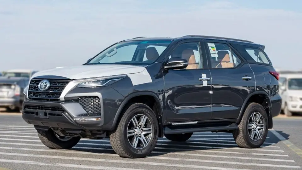 Toyota Fortuner GX2 2024