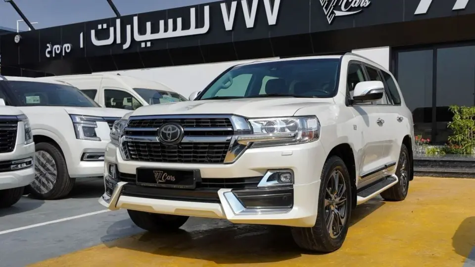 Toyota Land Cruiser VXR 2020