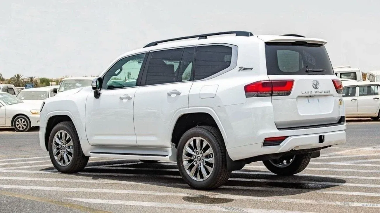 Toyota Land Cruiser VXR 2025 — фото 4
