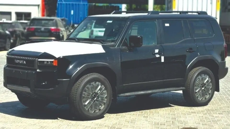 Toyota Prado GXR 2025