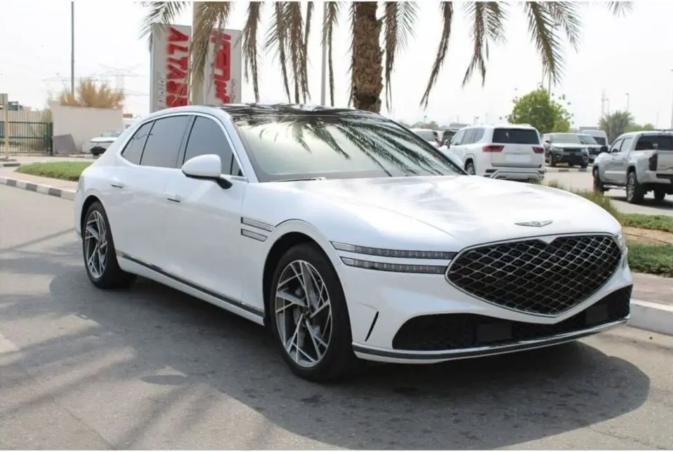 Genesis G90 ROYAL 2023