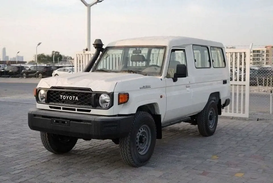 Toyota Land Cruiser 70 LC 78 HARDTOP 4.0L MT 2025