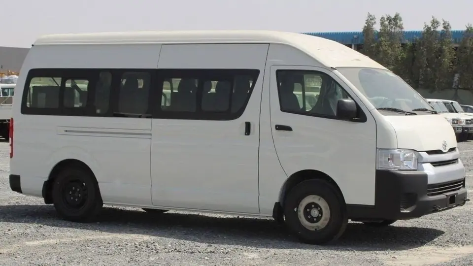 Toyota Hiace DLS - STANDARD ROOF 2025