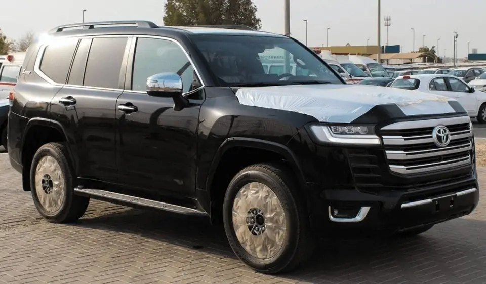 Toyota Land Cruiser VXR 2024