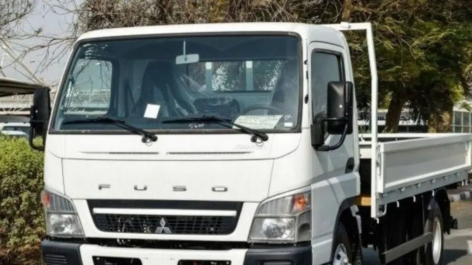Mitsubishi Fuso Canter 2025