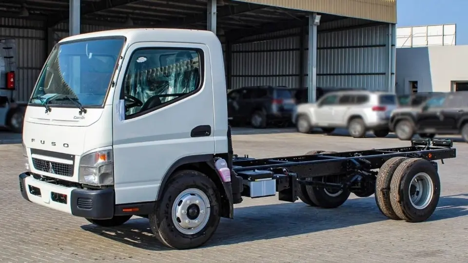 Mitsubishi Fuso Canter 2024