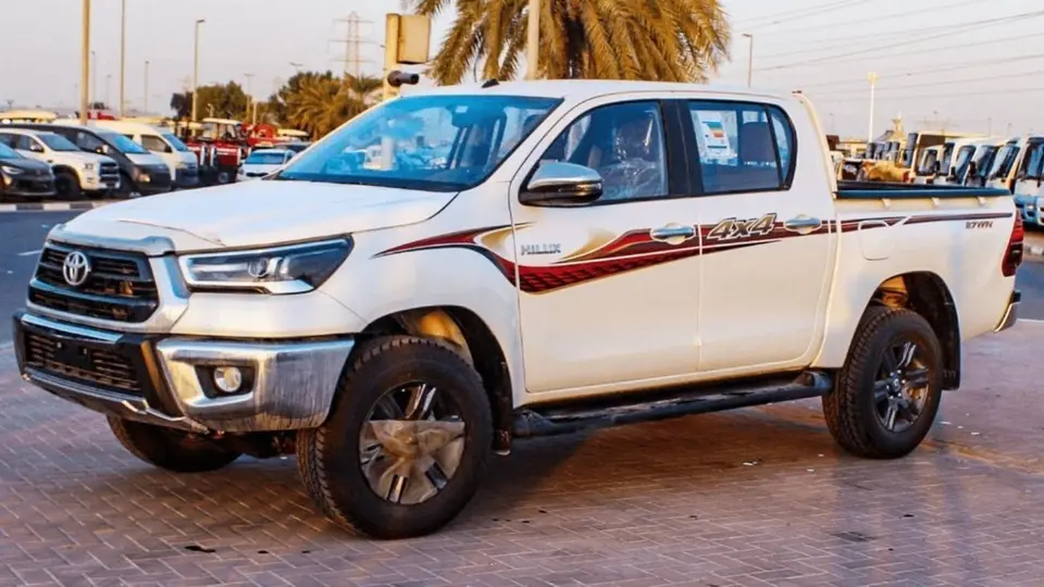 Toyota Hilux GLX 2024