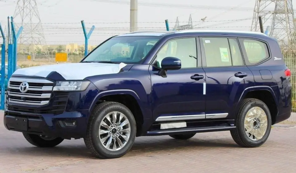Toyota Land Cruiser GXR 2024