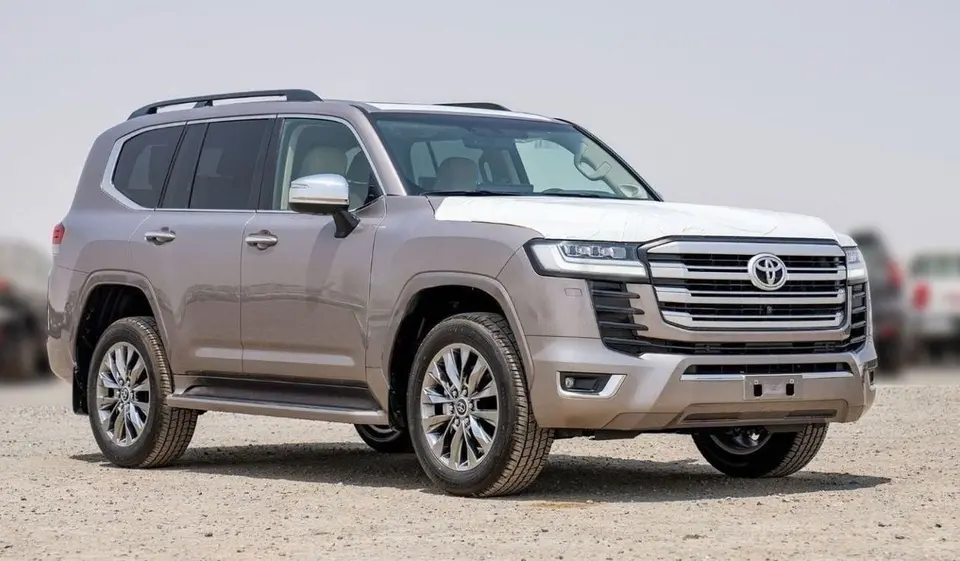 Toyota Land Cruiser VXR 2025