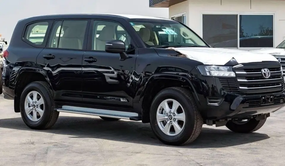 Toyota Land Cruiser GX 2025
