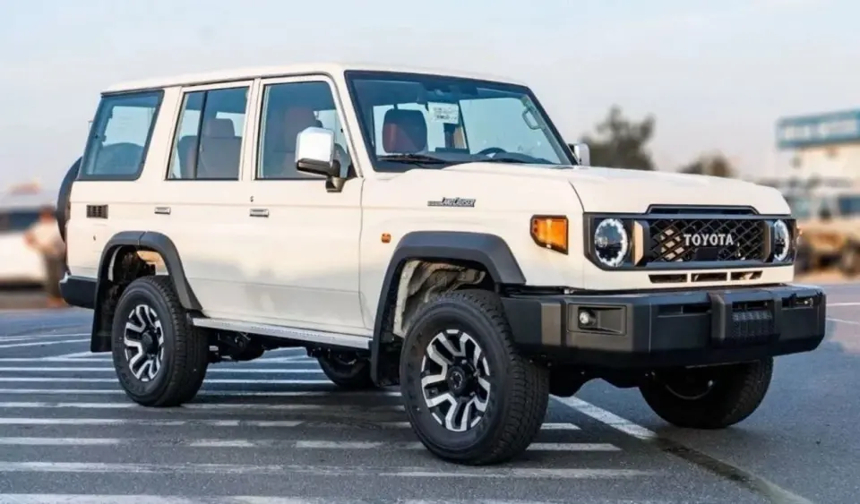 Toyota Land Cruiser 70 LC76 HT VXR 2024