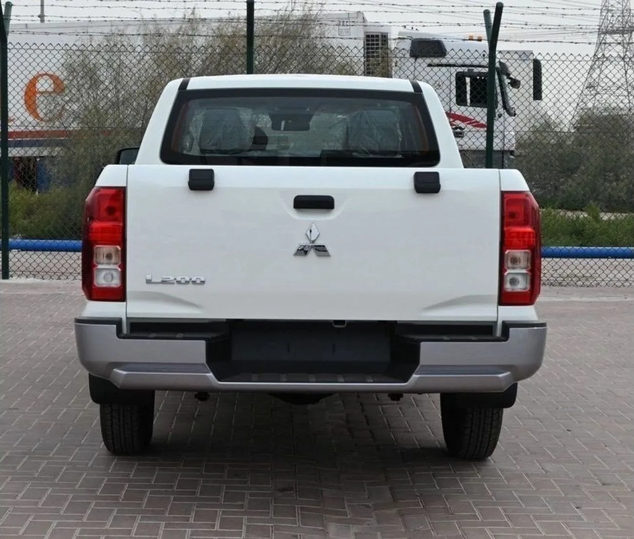 Mitsubishi L200 GLX 2024 — фото 5