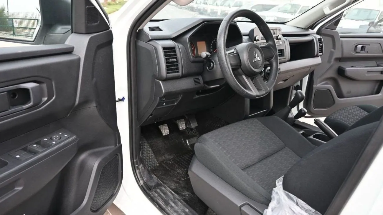 Mitsubishi L200 GLX 2024 — фото 10