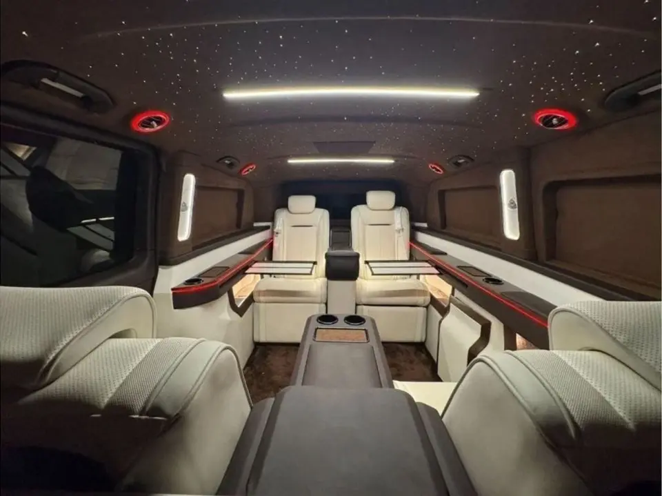 Mercedes-Maybach V250 Maybach 2025