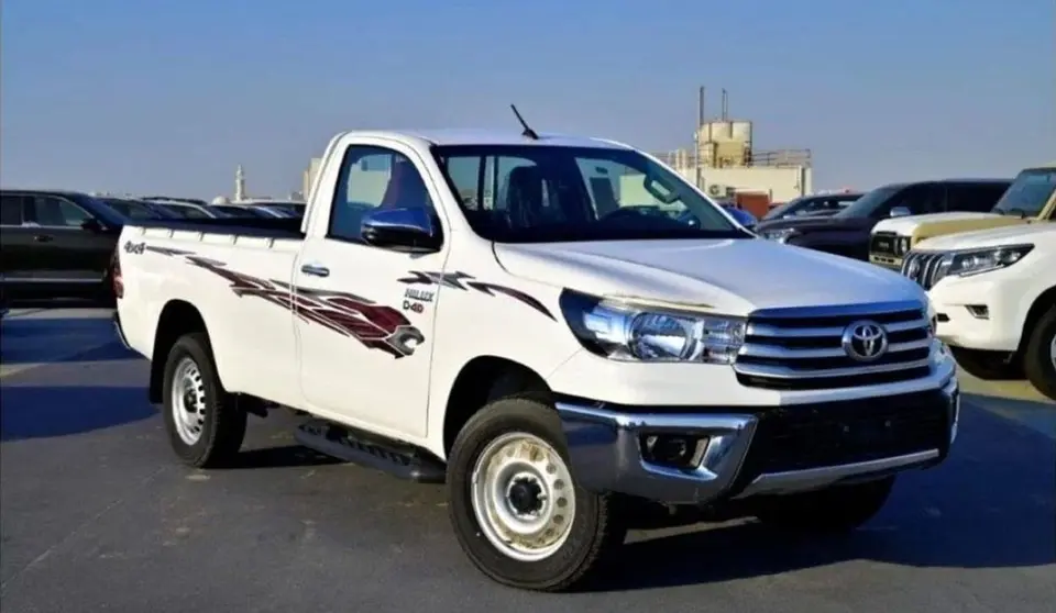 Toyota Hilux GLX 2024