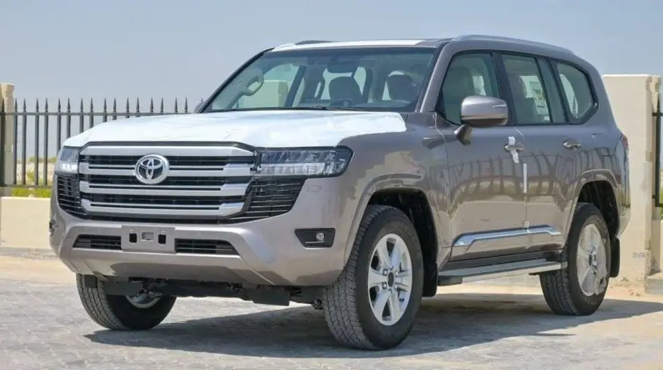 Toyota Land Cruiser GXR 2025