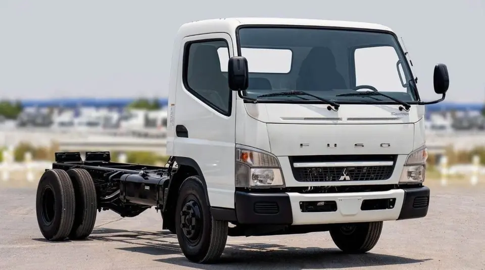 Mitsubishi Fuso Canter 2025
