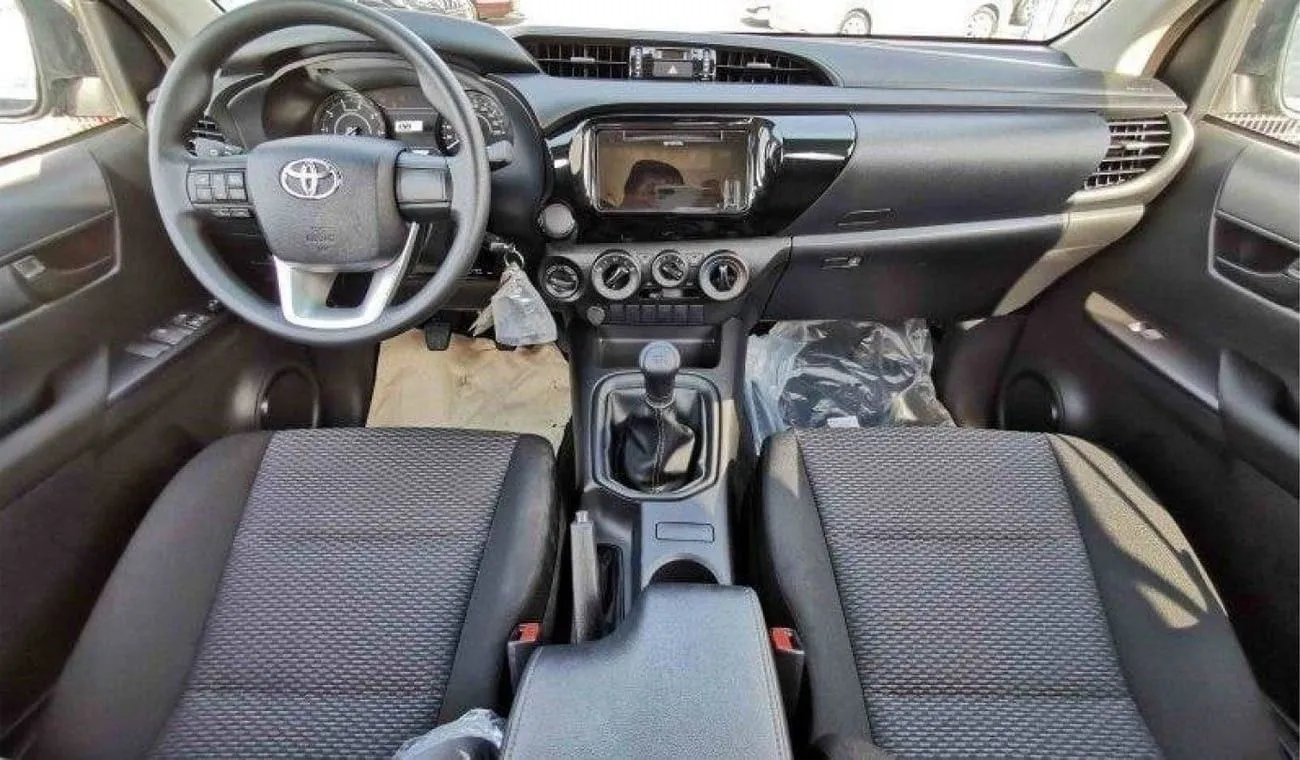 Toyota Hilux GL 2025 — фото 16