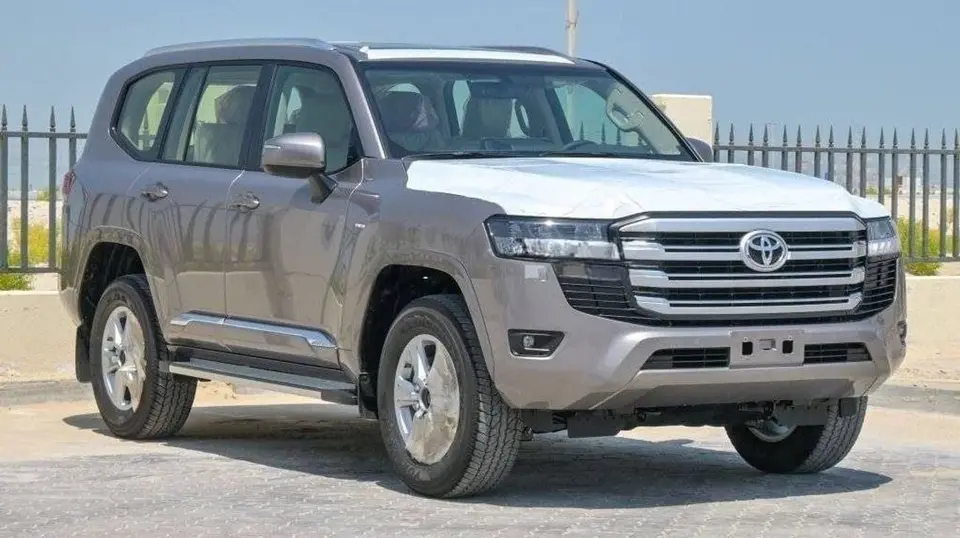 Toyota Land Cruiser GXR 2025