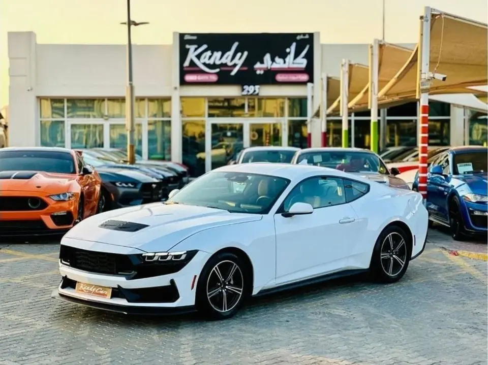 Ford Mustang STANDARD 2024
